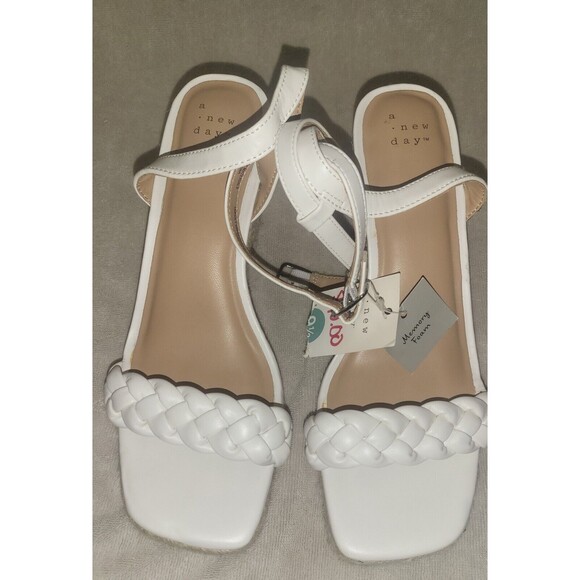 A New Day Women's Espadrille Wedge Heels Sandals Memory Foam Insoles Sz 9.5 NWT - Picture 3 of 4